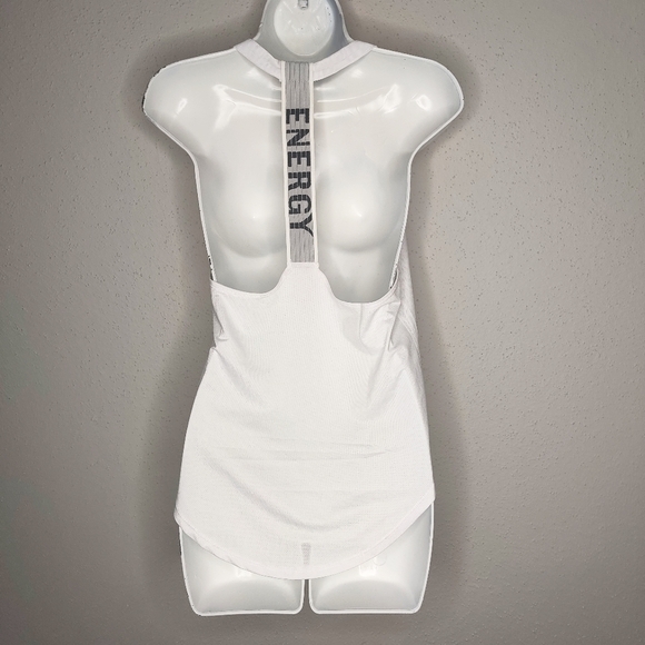 🆕 Vogue Active - Quick Dry Tank - Picture 4 of 9